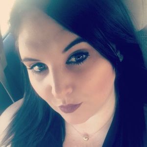 Meet your Posher, Brandi